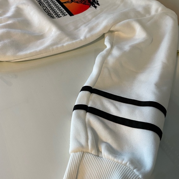 5$ ADD ON! Lion King hoodie from Ali Express - Picture 4 of 6